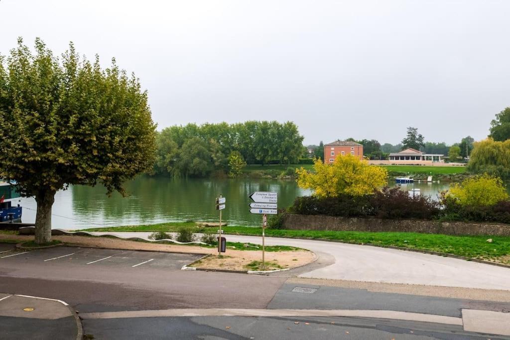 Le Chardonnay - Locationtournus Apartment Luaran gambar